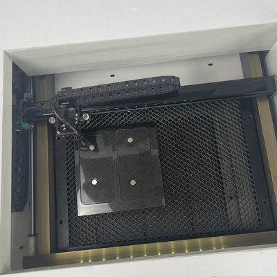 آلة قطع Daqin للخصوصية الصعبة Zero Universal Screen Film Cutter