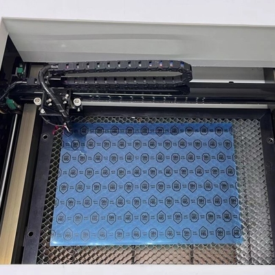 9h 3d Daqin Pvc Mobile Screen Guard آلة قطع حامي المحمول