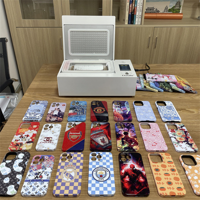 معدات الطباعة الحرارية لتحديد أنماط غلاف الهاتف لـ iPhone 16